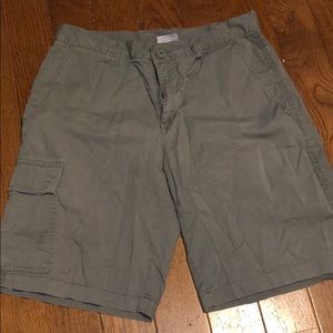 Men’s Gray Columbia Cargo Shorts